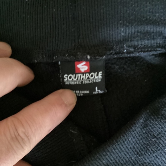 Bundle- Boys L- perfect for outdoor playtime - Picture 3 of 7